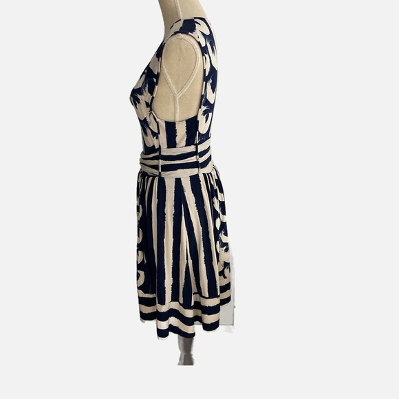 Anthropologie Maeve Sennebec Fit and Flare Dress Medium Navy Cream Print - Picture 12 of 12